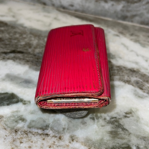 Louis Vuitton Red Epi Leather 4 Key Case - Picture 5 of 16